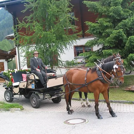 Bed and Breakfast Stiffler-huus Νταβός