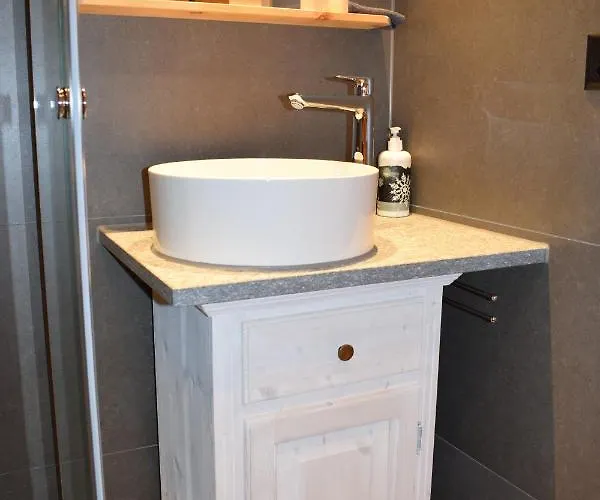 Stiffler-huus Bed & Breakfast Davos