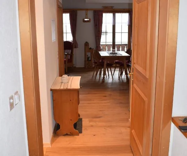 Stiffler-huus Bed & Breakfast Davos