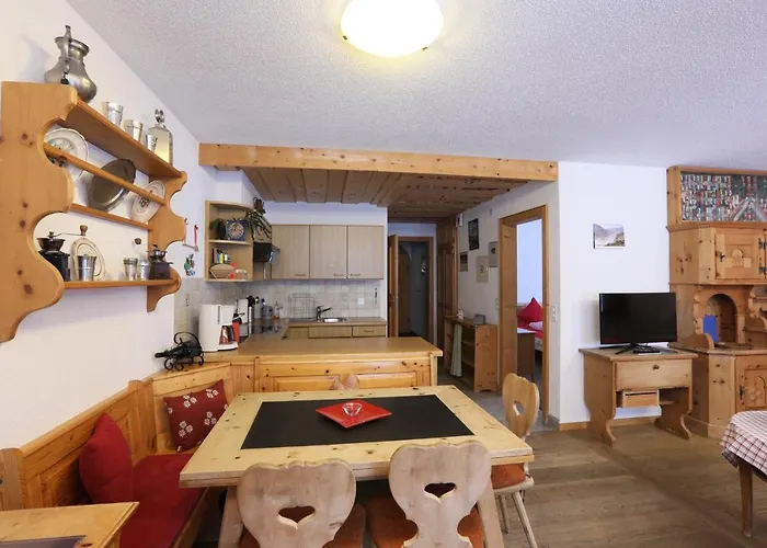 Stiffler-huus Bed & Breakfast Davos