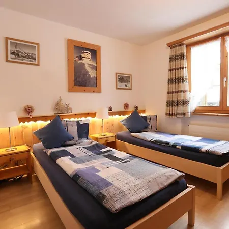 Stiffler-huus Bed and Breakfast Νταβός