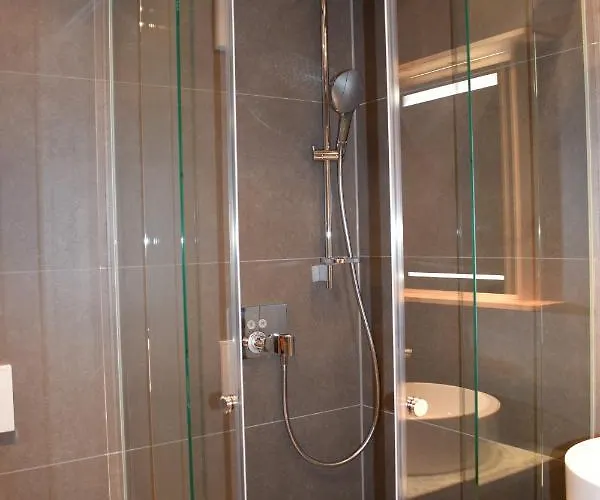 ベッド・アンド・ブレックファスト Stiffler-huus ダヴォス・プラッツ